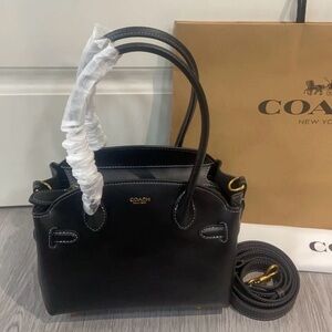 Coach Black Empire 28